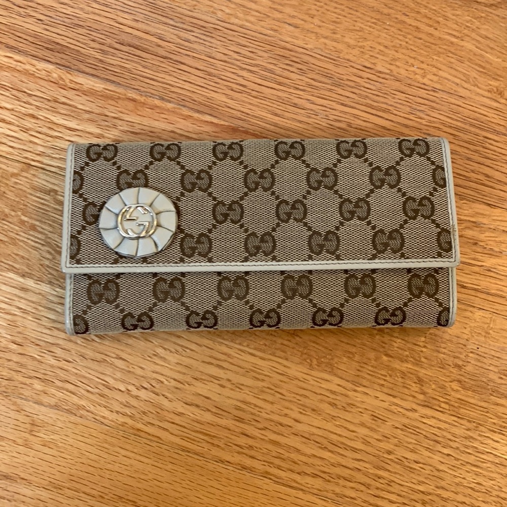 Authentic Gucci Monogram Gg Trophy Continental Wa… - image 2